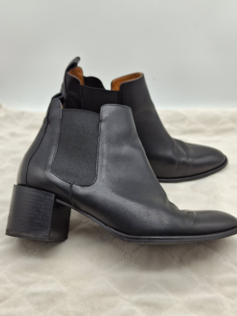 Women's Everlane The Heel Black Leather Ankle Boots. Size: 7.5